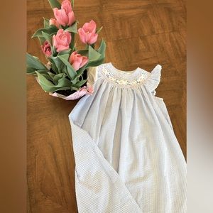 Easter SALE! Smock Dress. Sz 6. So adorable & in great condition. Ship in 1 day.